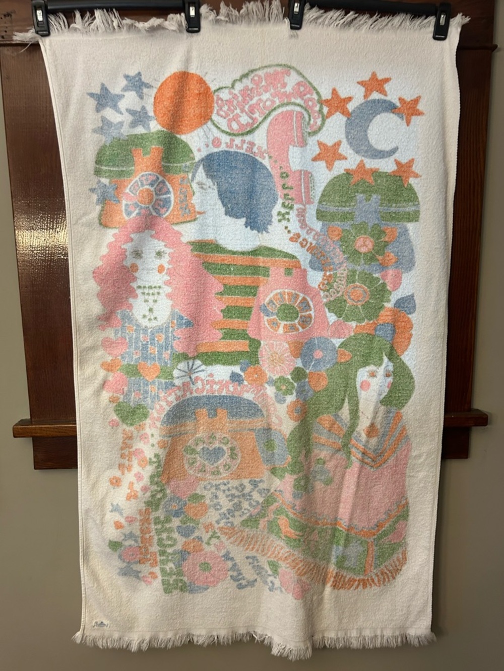 Vintage 60's Psychedelic Telephone Colorful Flower Power Beach Towel White Canon - Picture 3 of 12
